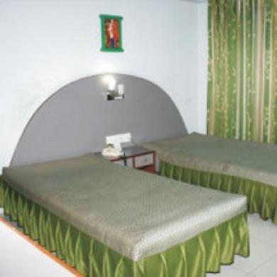 Neeranand Dalhousie- A Pure Vegetarian Hotel Kolkata Exterior photo