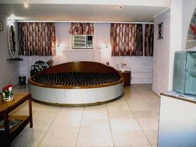 Neeranand Dalhousie- A Pure Vegetarian Hotel Kolkata Exterior photo